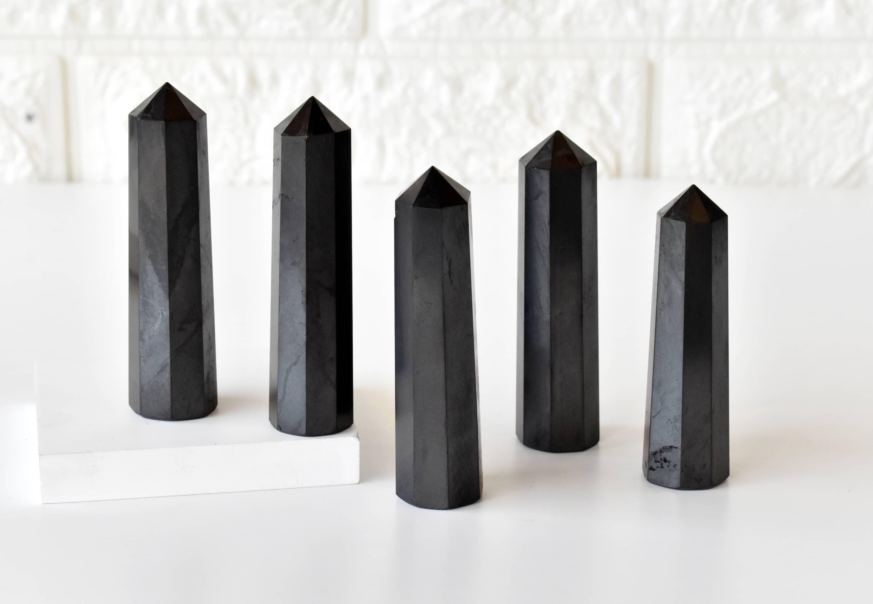 Black Shungite Tower Point (Purification and Inflammation)