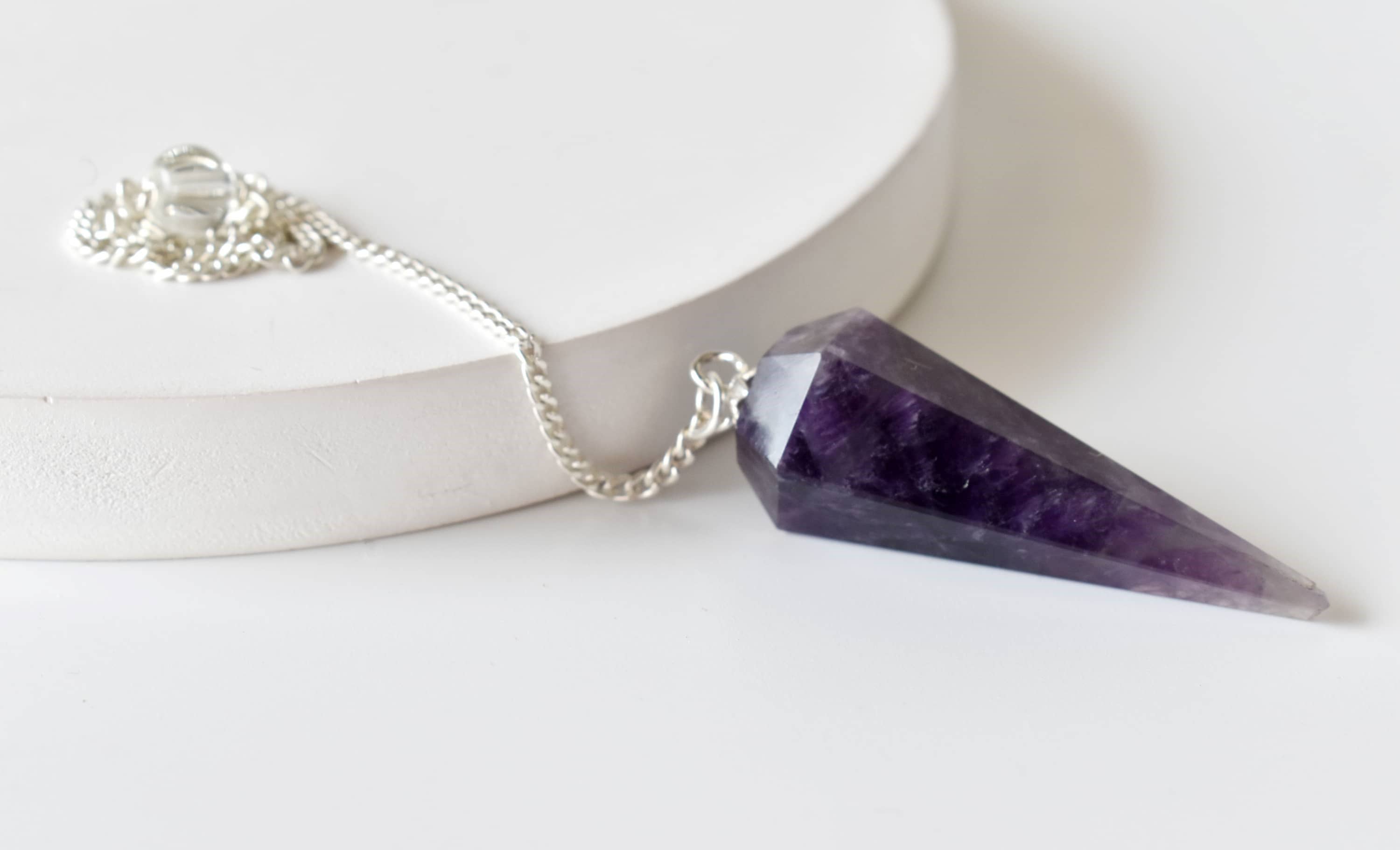 Amethyst Pendulum (Purification and Clairvoyance)